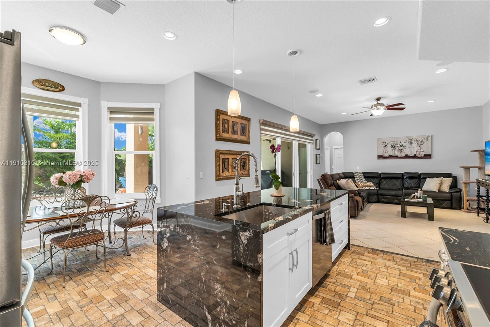 PASADENA AT PEMBROKE SHOR - Residential