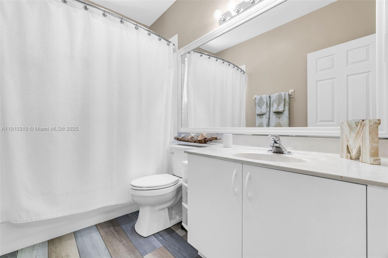 PASADENA AT PEMBROKE SHOR - Residential