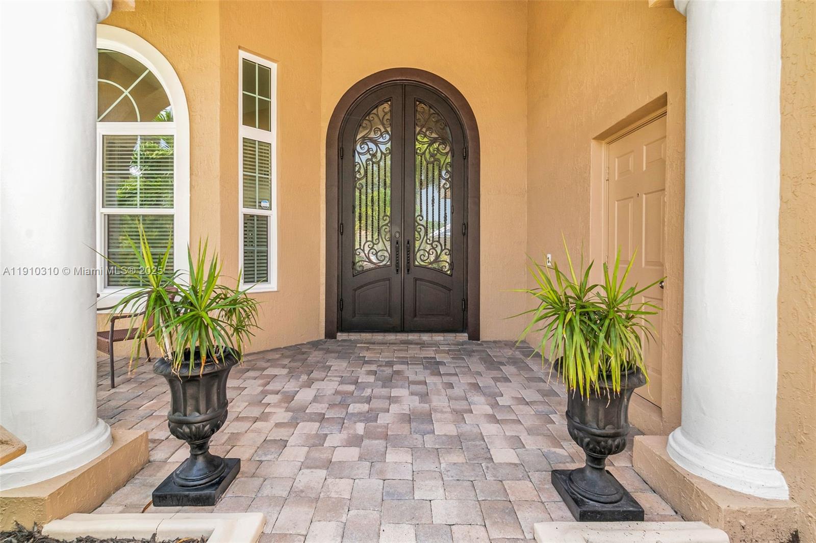 PASADENA AT PEMBROKE SHOR - Residential