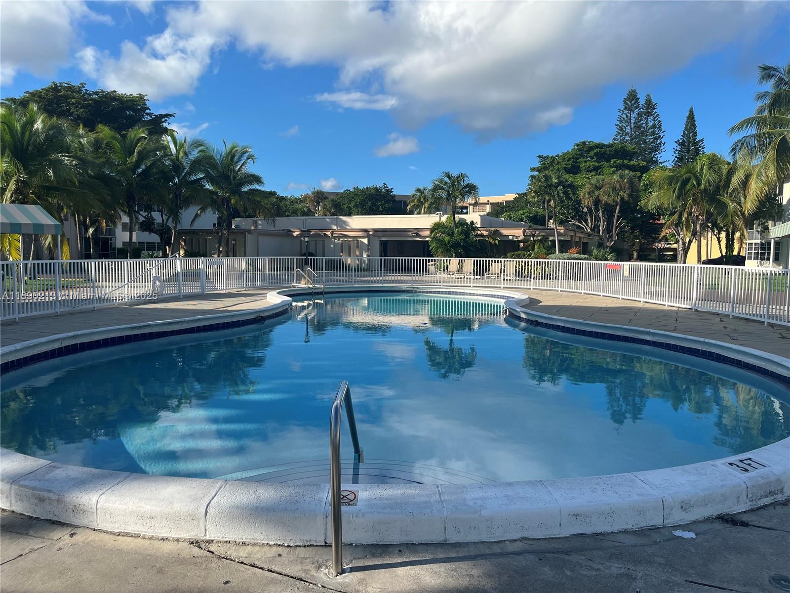 FIFTH HORIZONS CONDO - Residential