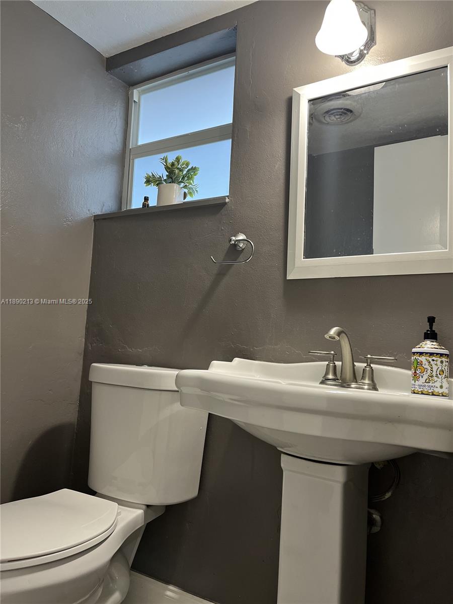 FIFTH HORIZONS CONDO - Residential