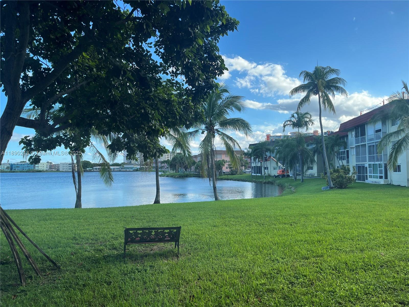 FIFTH HORIZONS CONDO - Residential