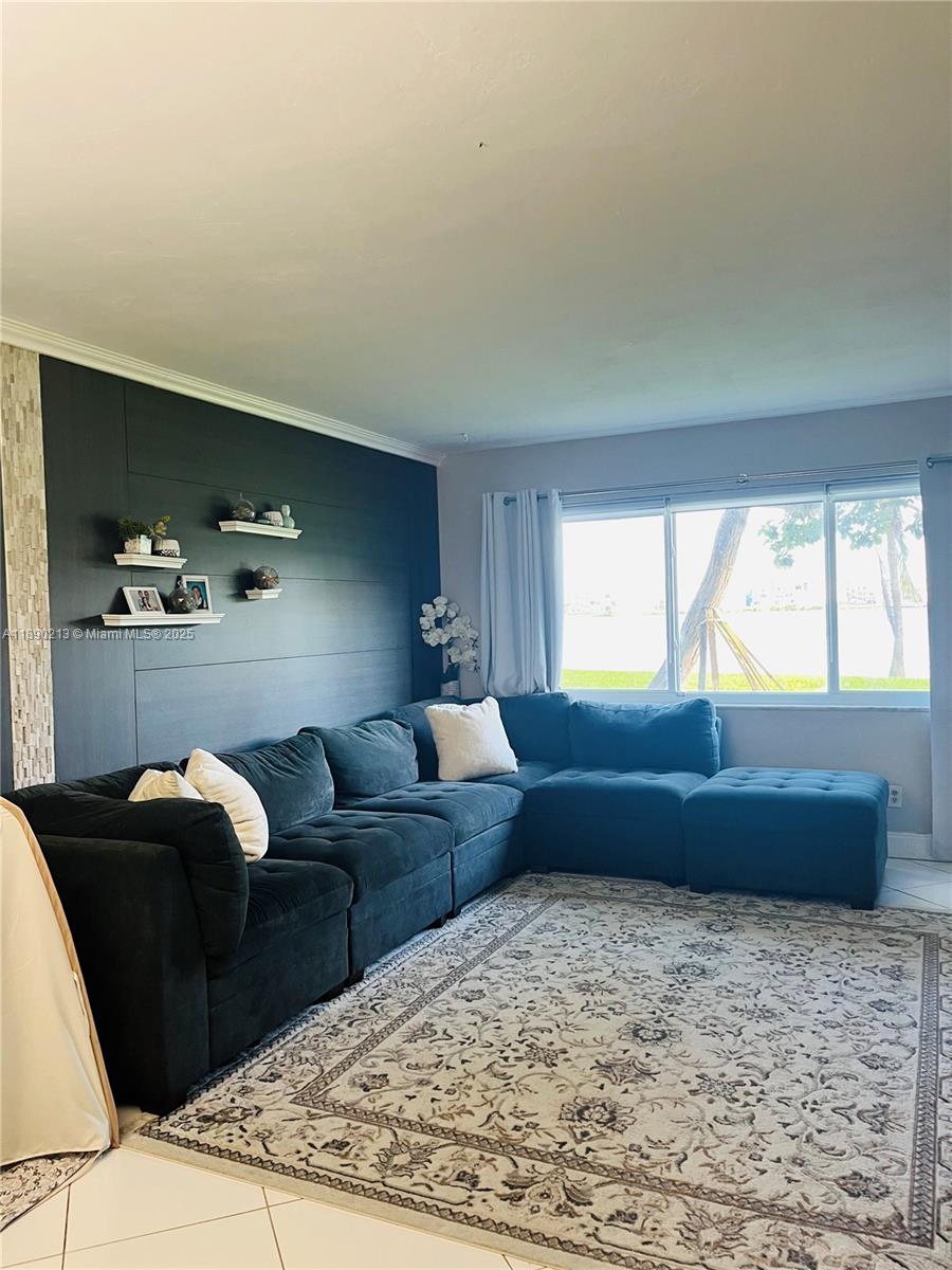 FIFTH HORIZONS CONDO - Residential