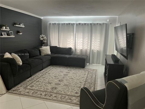 19001 NE 14th Ave 107 Miami FL 33179