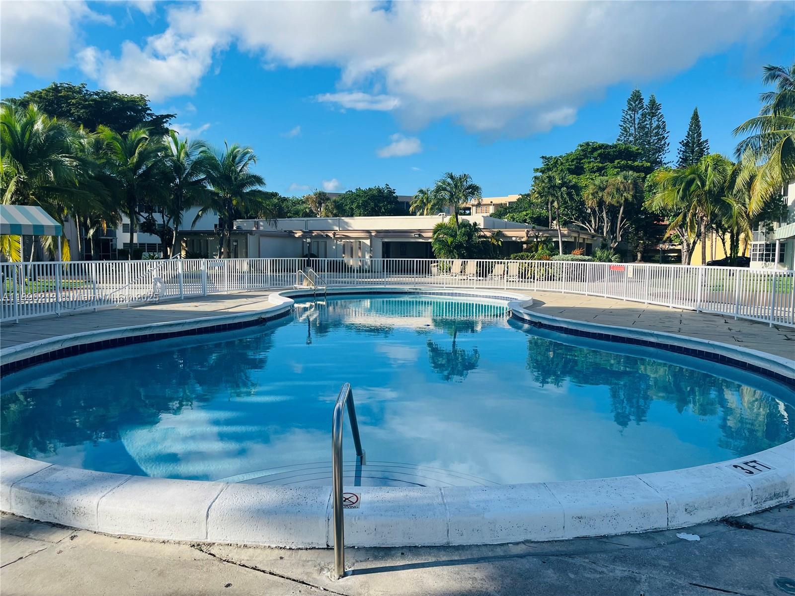 FIFTH HORIZONS CONDO - Residential