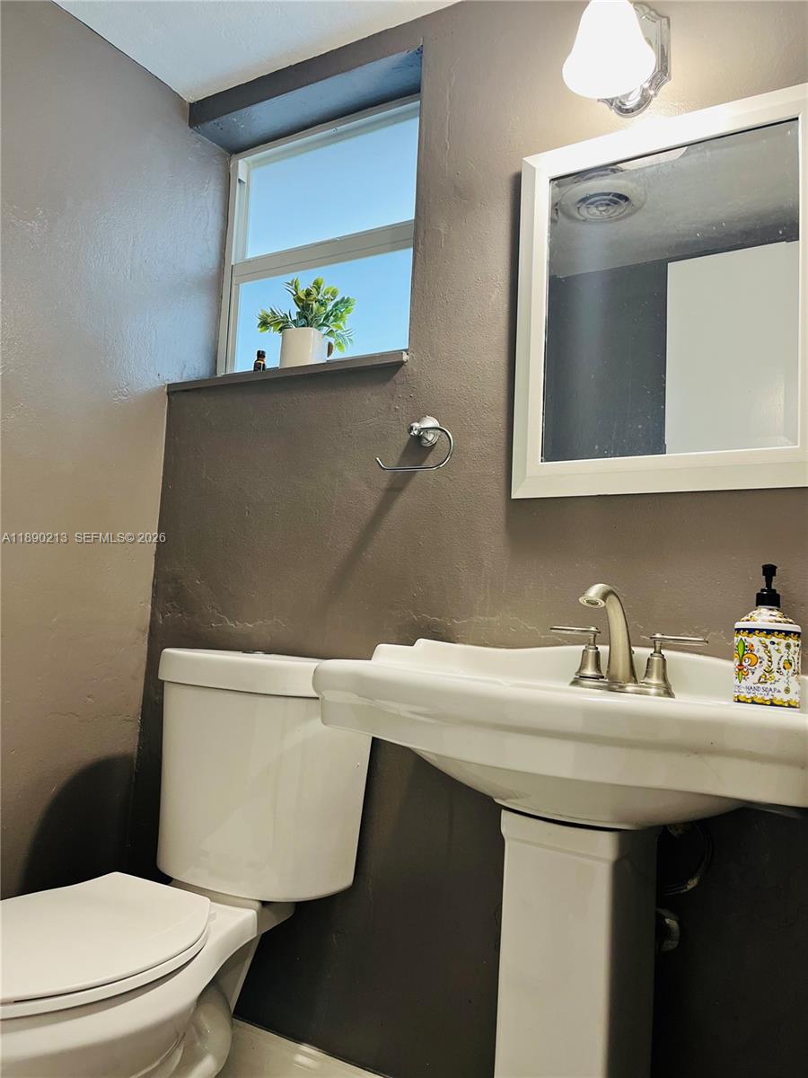 FIFTH HORIZONS CONDO - Residential
