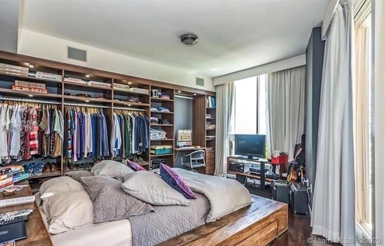 OCEAN TOWER TWO CONDO - Residential