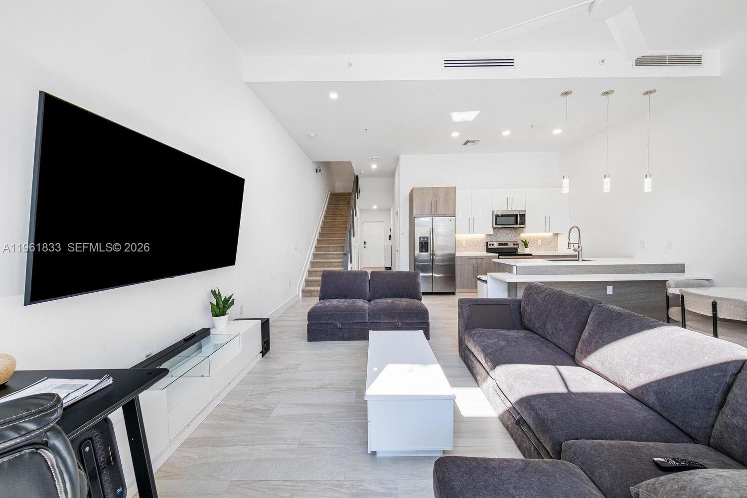 PLANTATION BUSINESS PARK - Residential