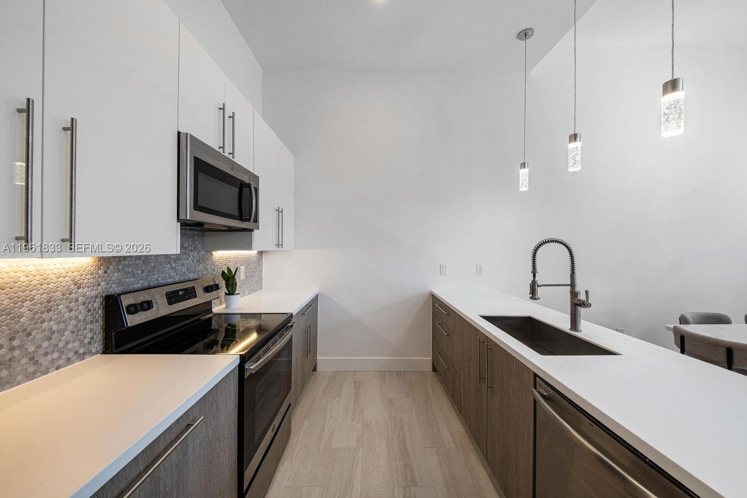 PLANTATION BUSINESS PARK - Residential