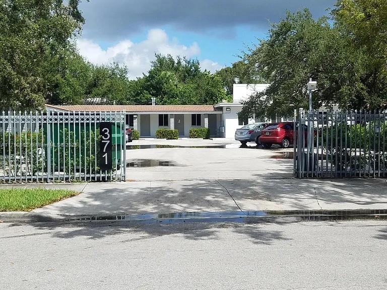 Rental Property at 371 Ne 80th Ter B, Miami, Broward County, Florida - Bathrooms: 1  - $1,150 MO.