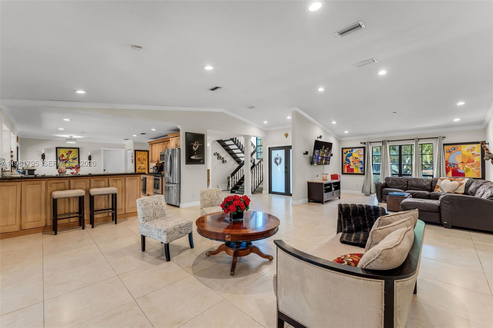 KINGS GROVE - Residential