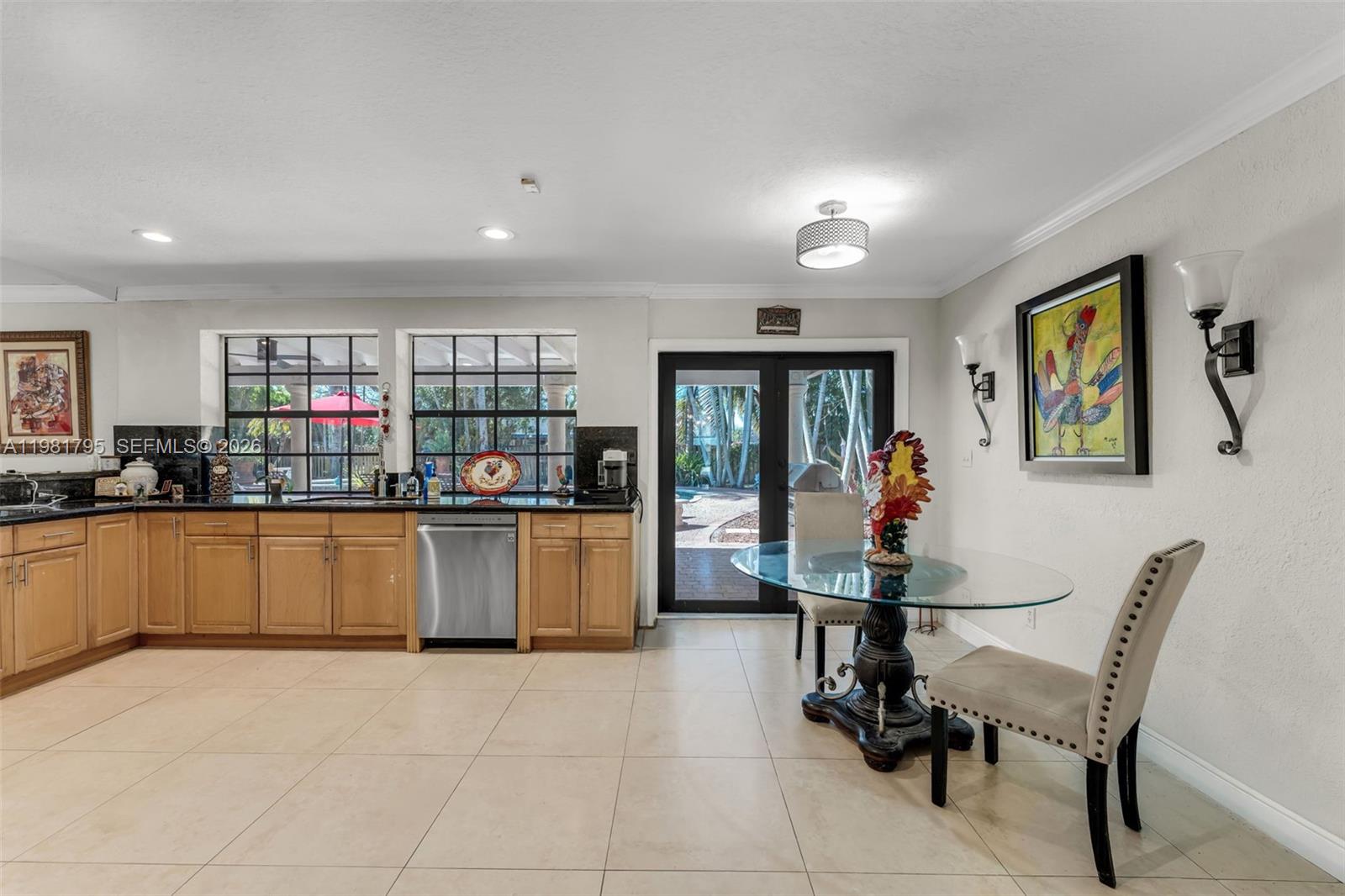 KINGS GROVE - Residential