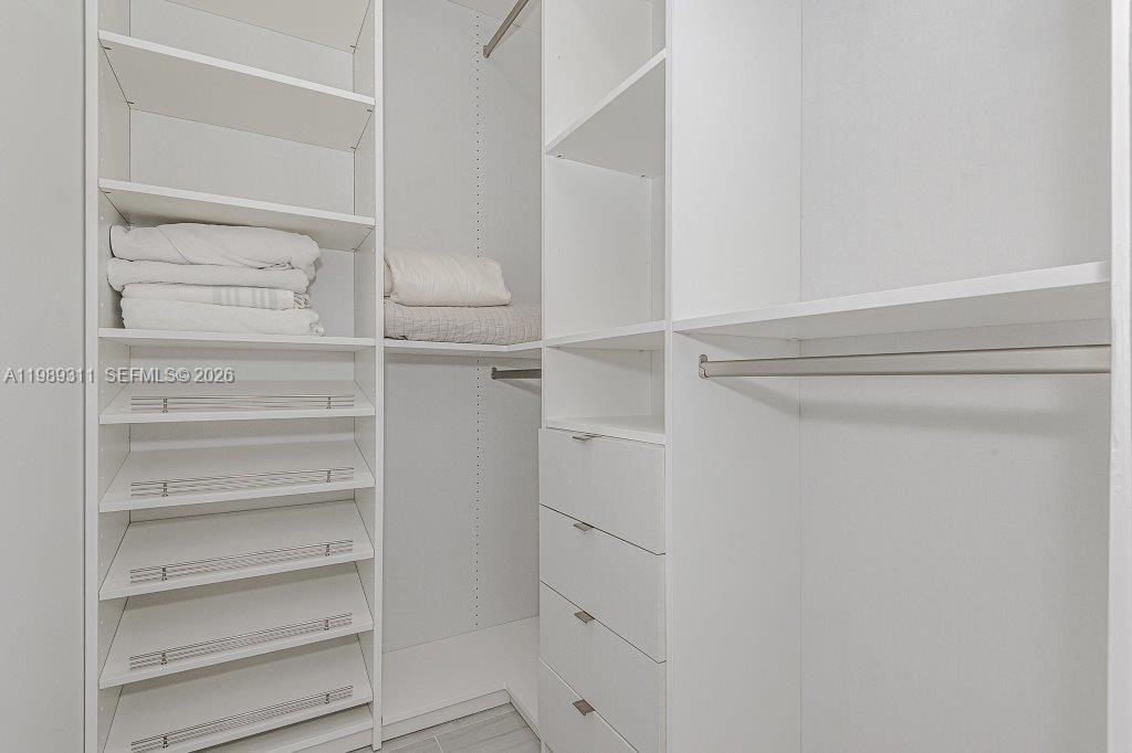 RONEY PALACE CONDO - Residential Lease