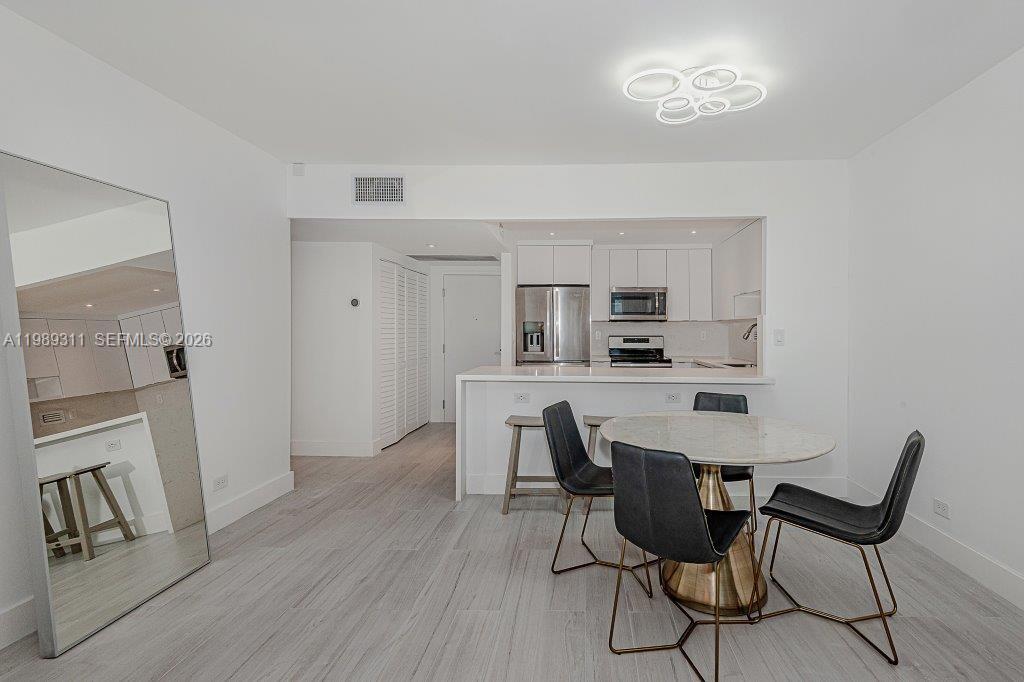 RONEY PALACE CONDO - Residential Lease