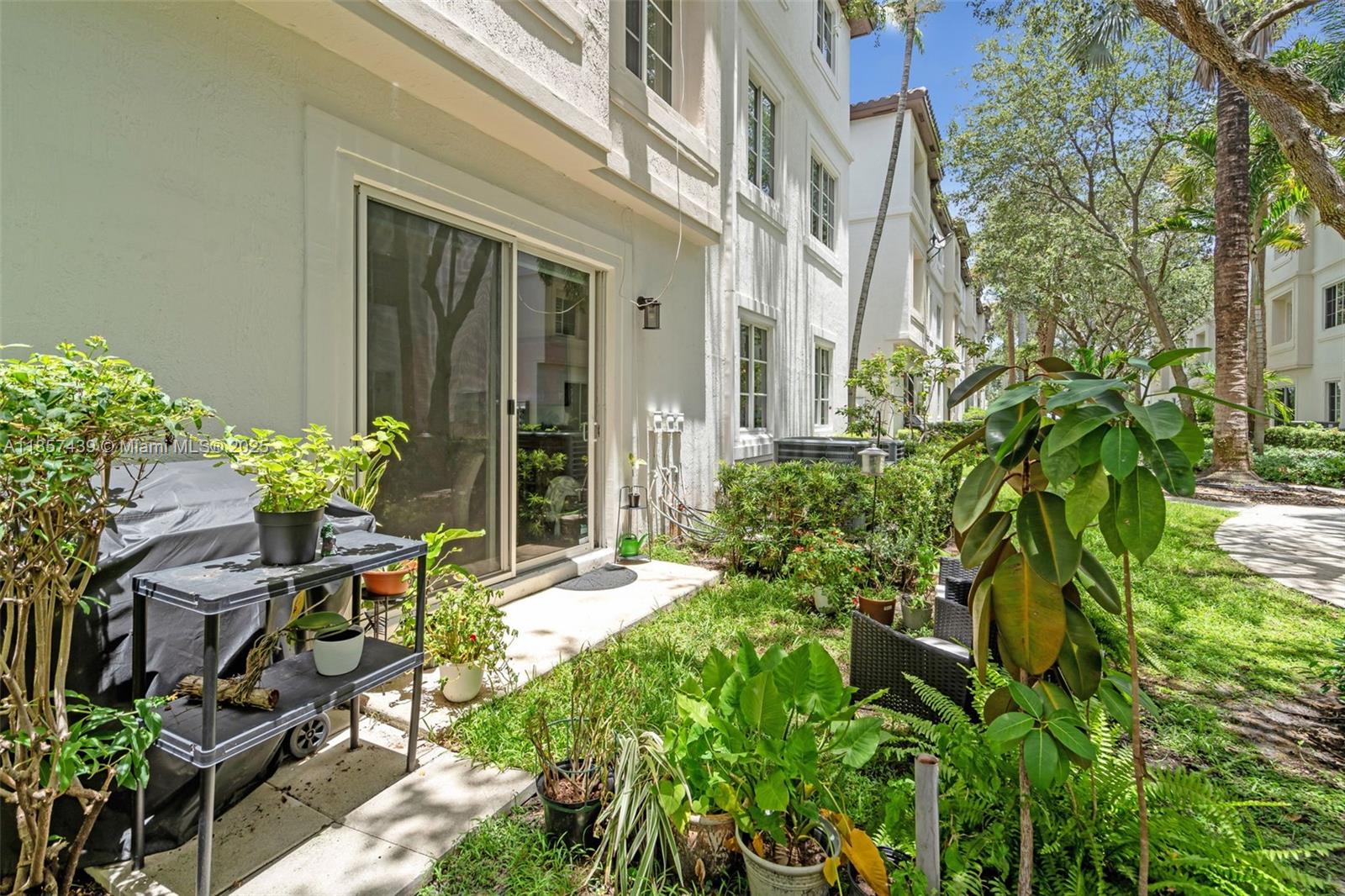 BOARDWALK AT VIZCAYA COND - Residential