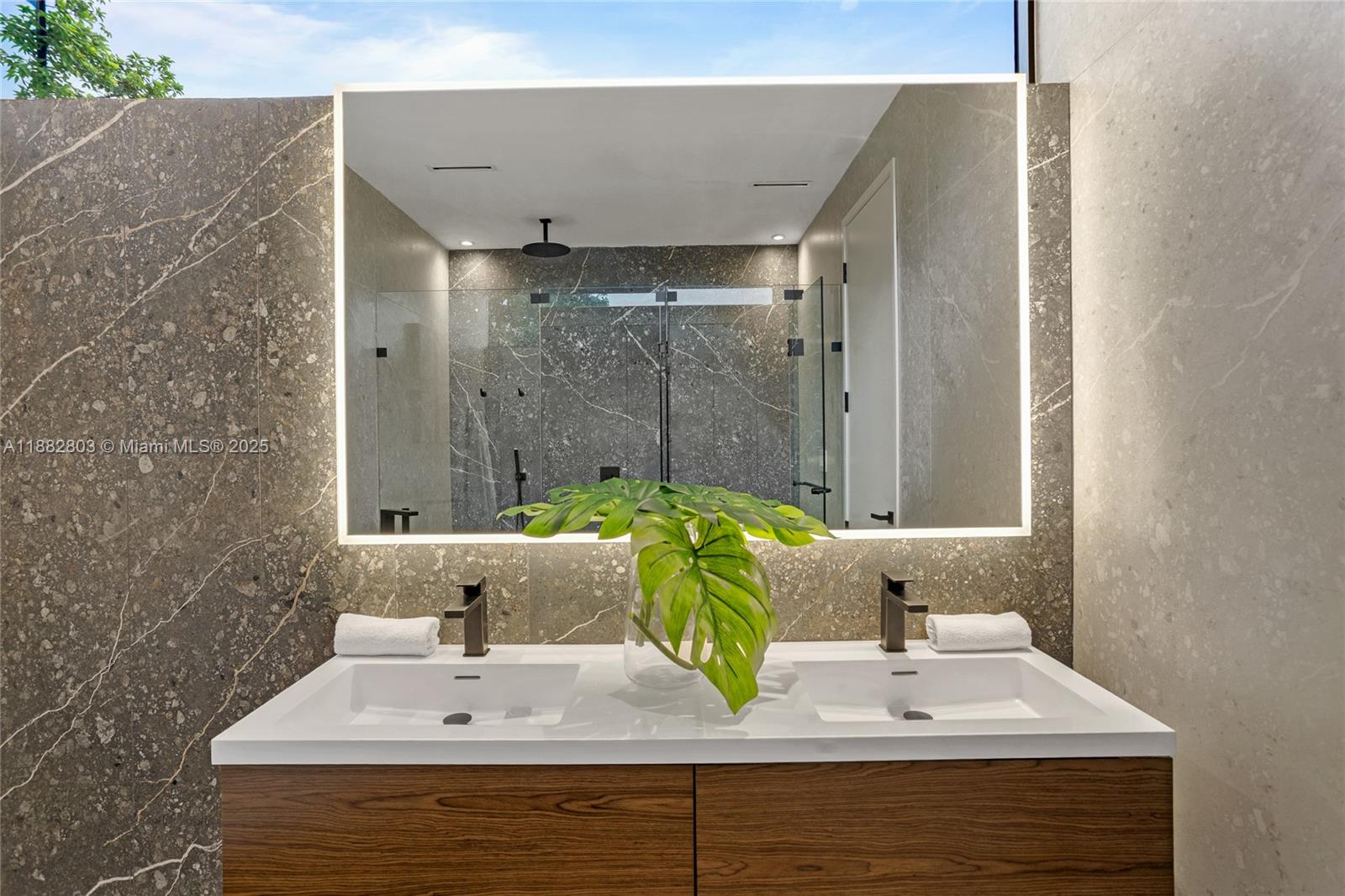 CAROLINA PARK SUB - Residential