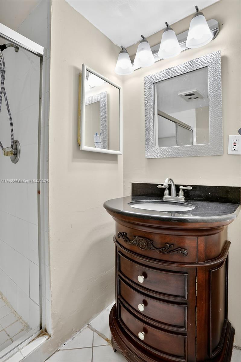 BROOKFIELD GARDENS NORTH - Residential