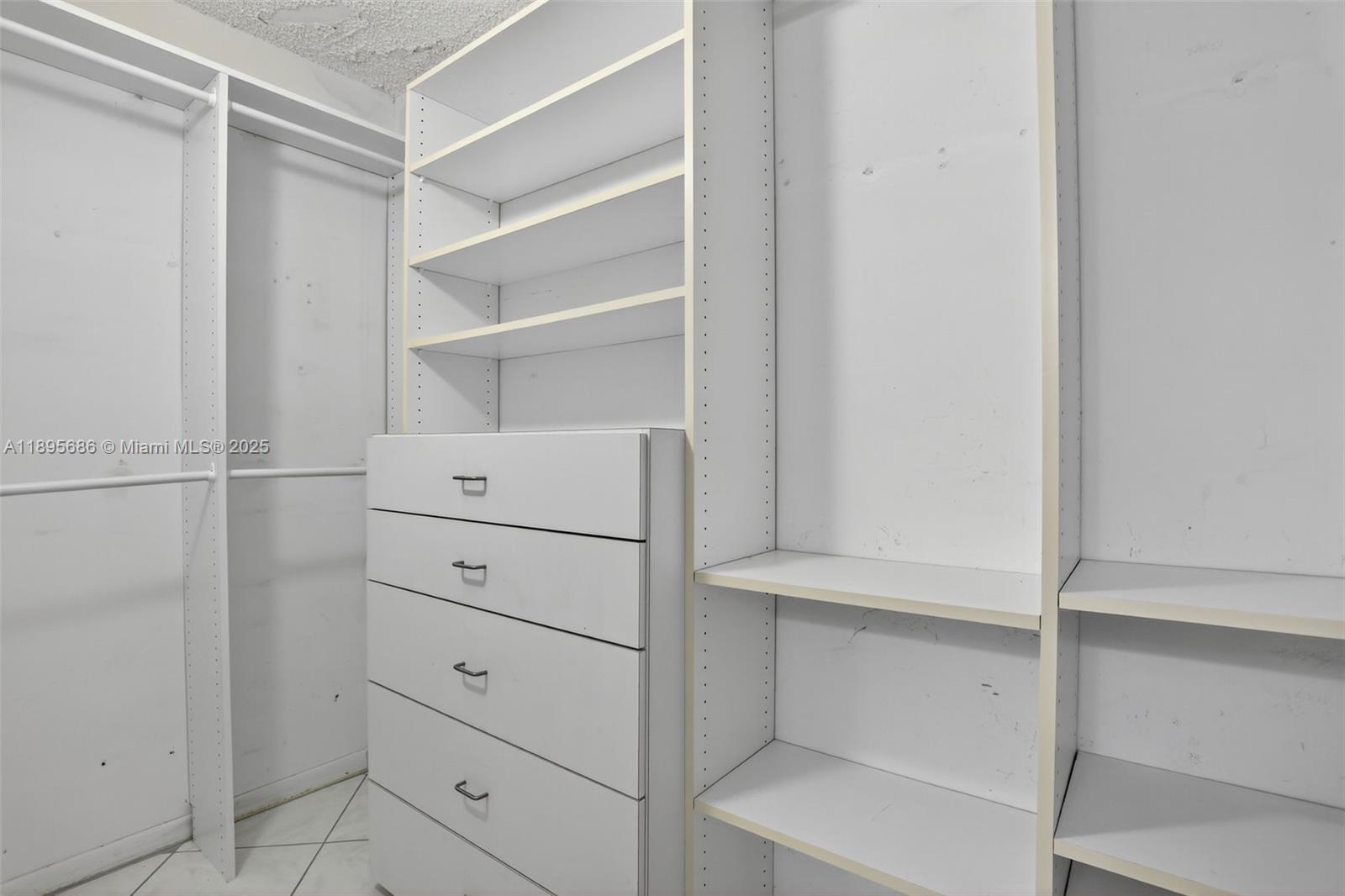 View photos, virtual tours, details... 700 SE 2nd Ave 311