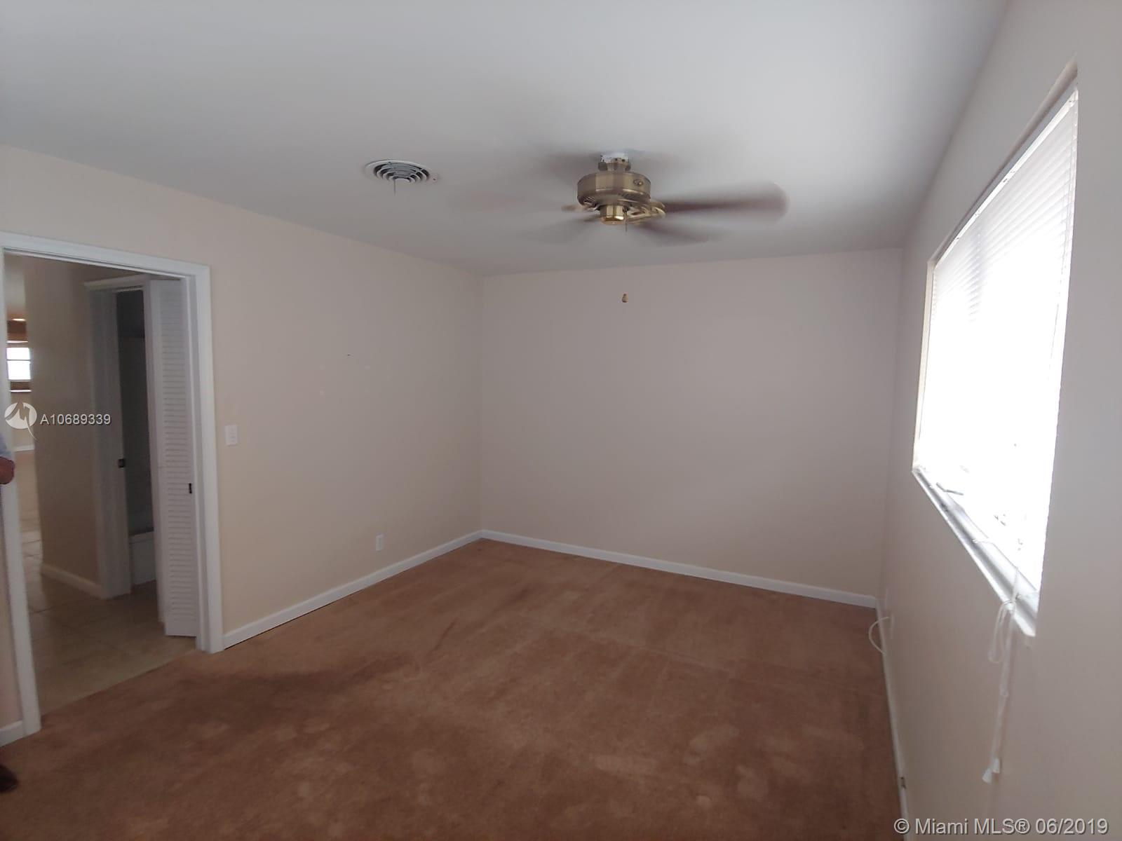 IMPERIAL POINT 2 SEC - Residential