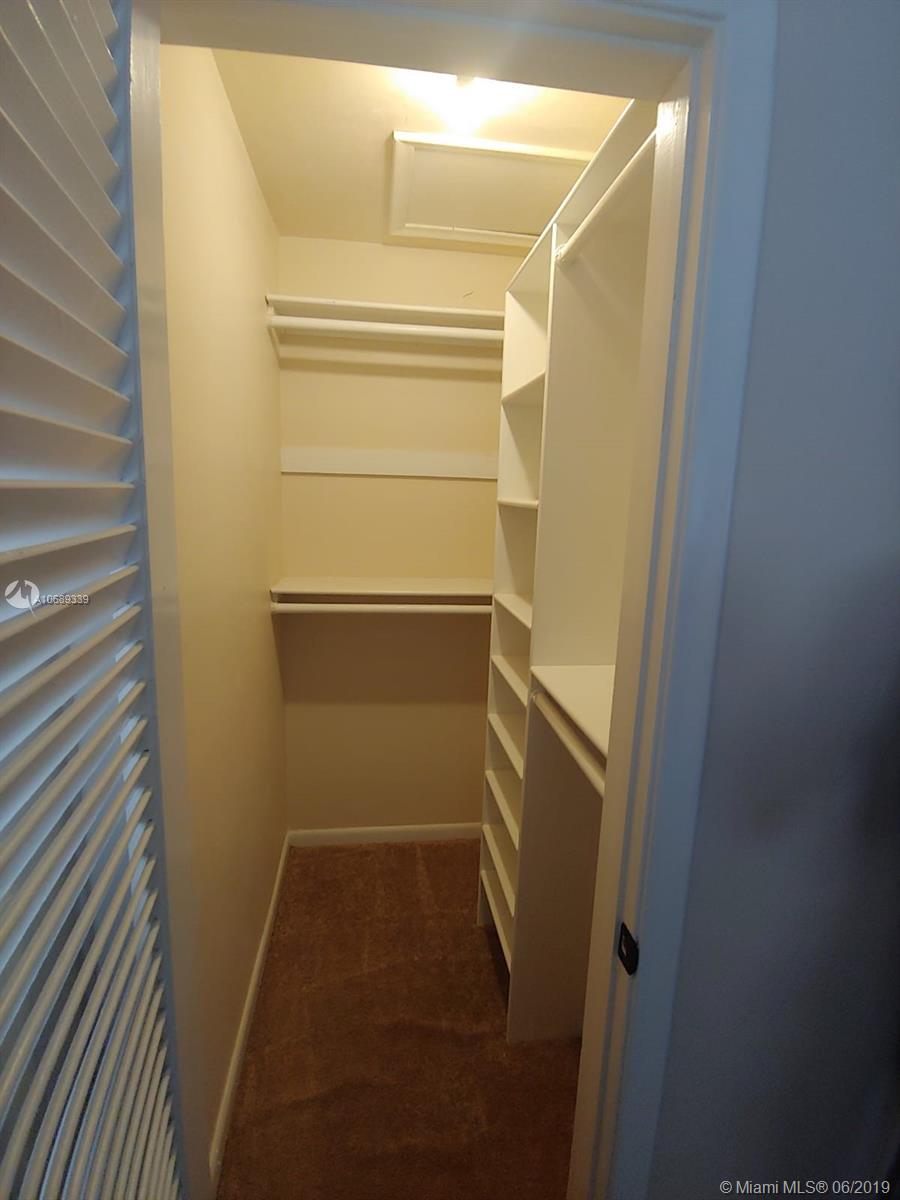 IMPERIAL POINT 2 SEC - Residential