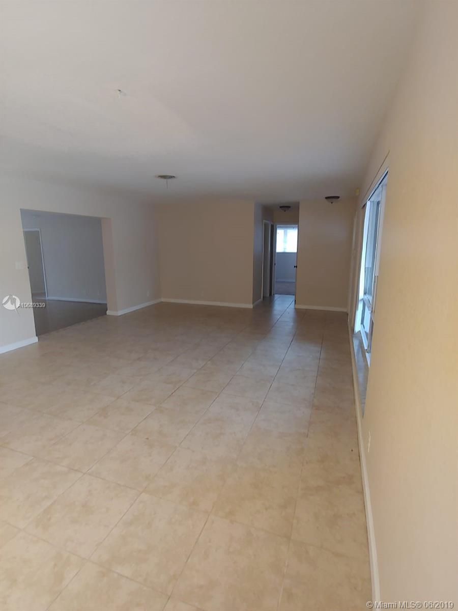 IMPERIAL POINT 2 SEC - Residential