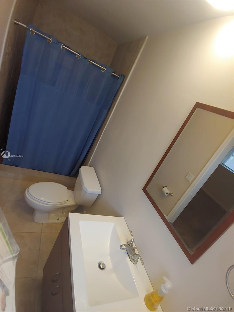 IMPERIAL POINT 2 SEC - Residential