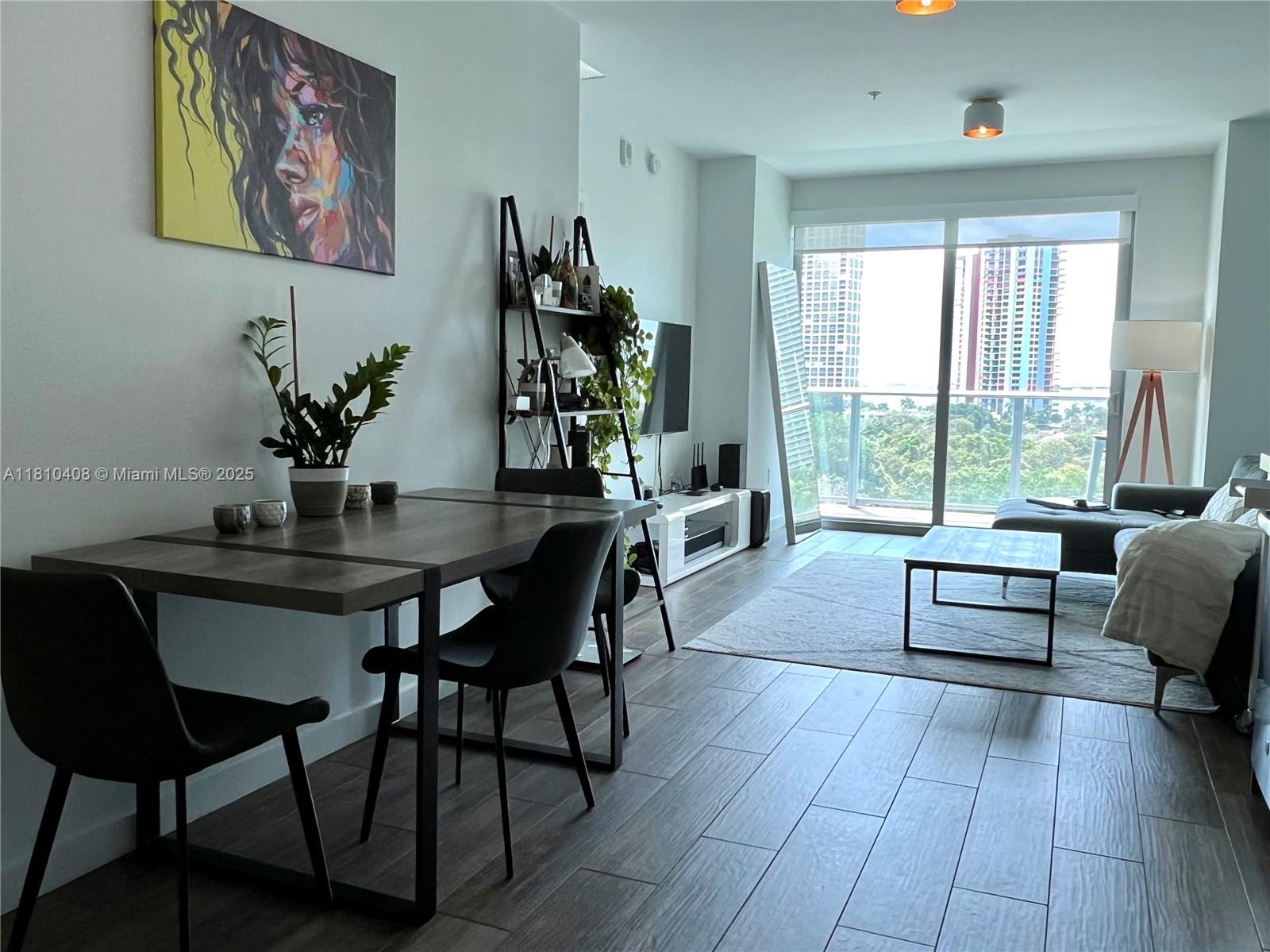 LE PARC AT BRICKELL CONDO - Residential