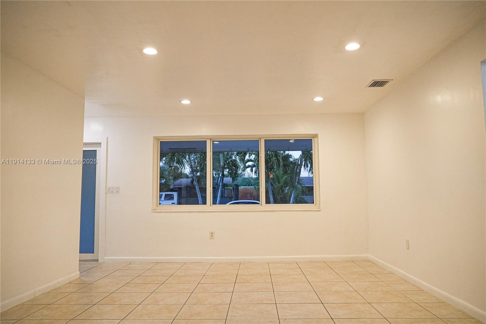 BOULEVARD HEIGHTS SEC 8 - Residential Lease