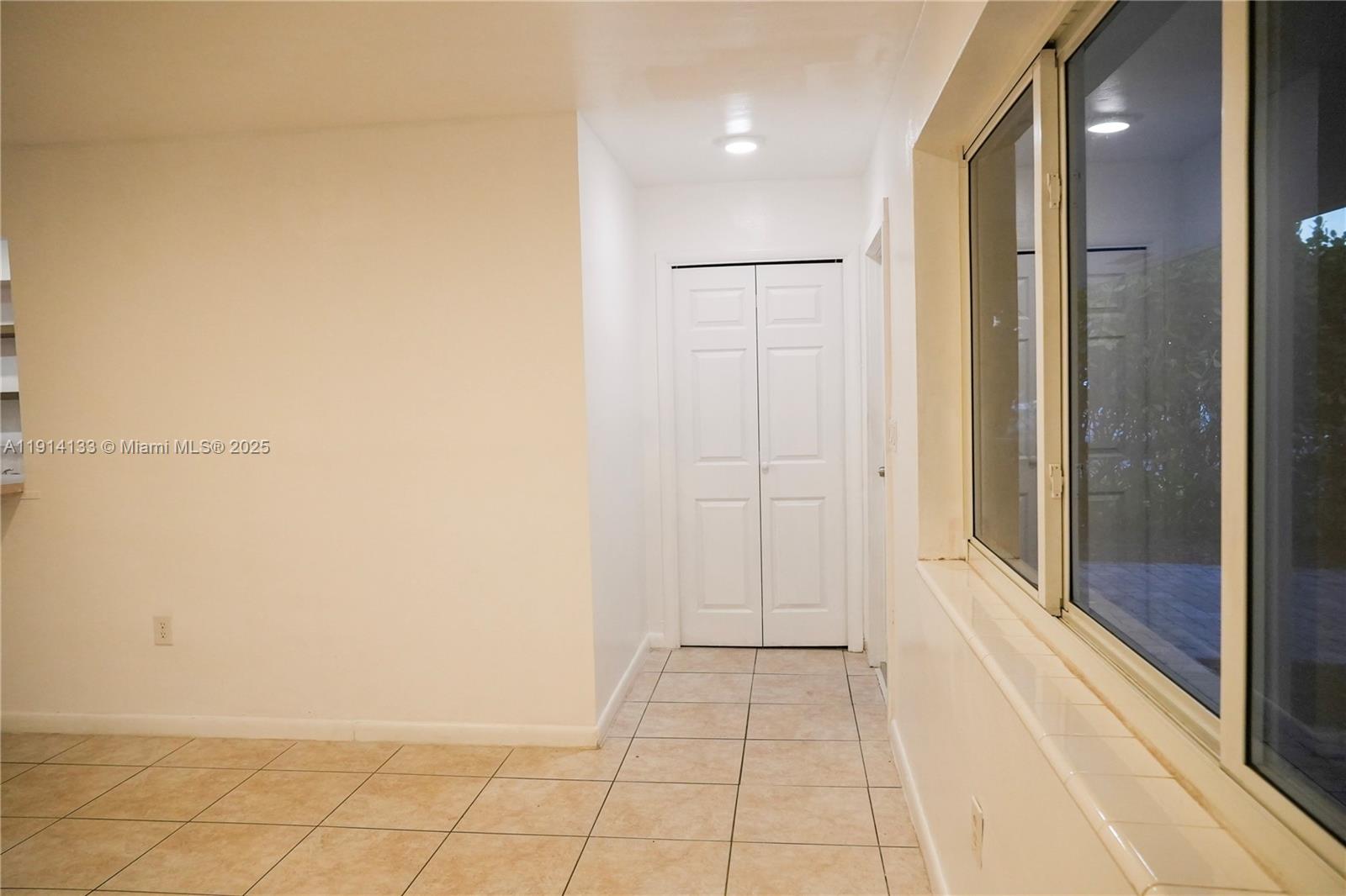 BOULEVARD HEIGHTS SEC 8 - Residential Lease