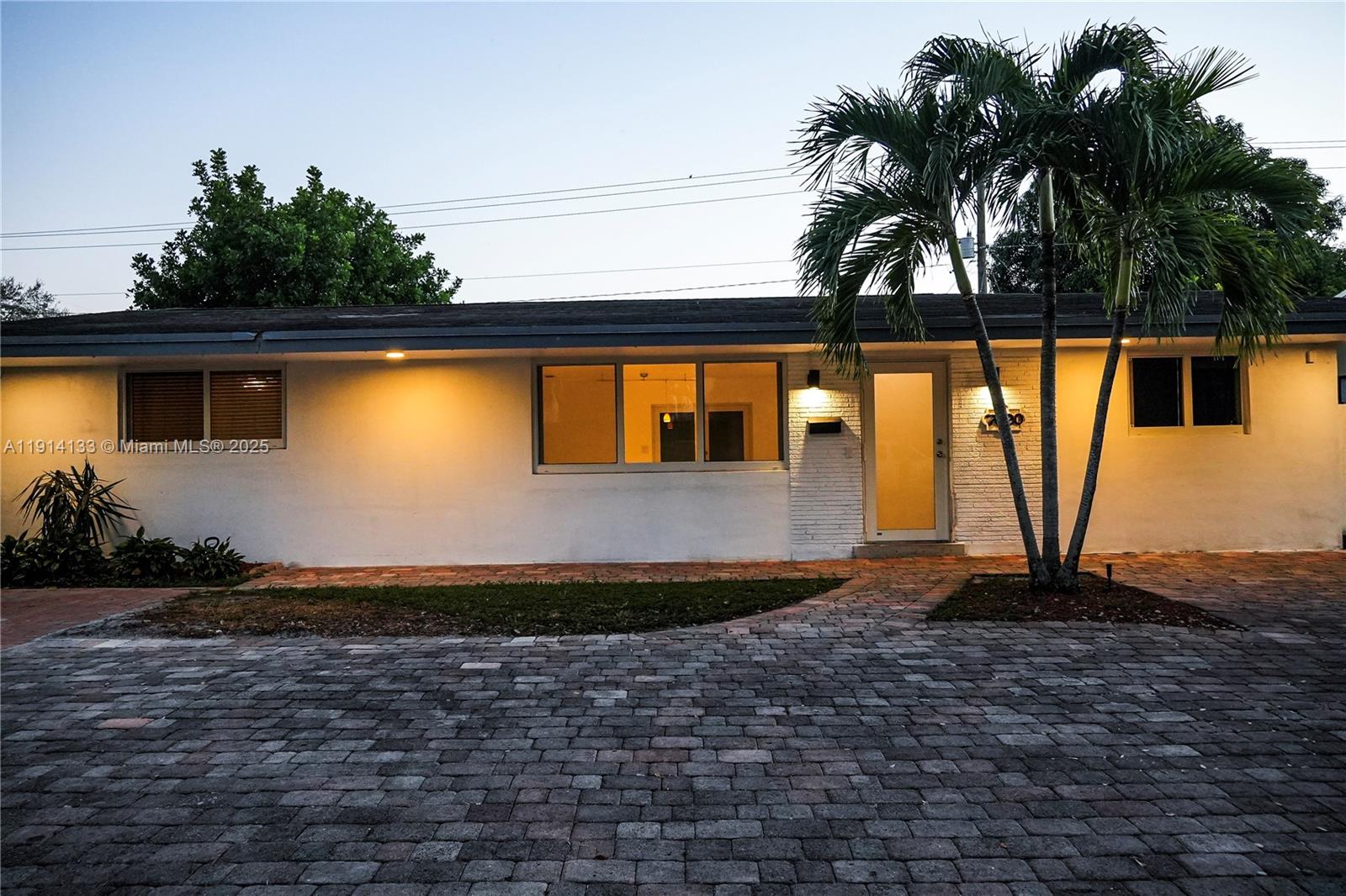 BOULEVARD HEIGHTS SEC 8 - Residential Lease