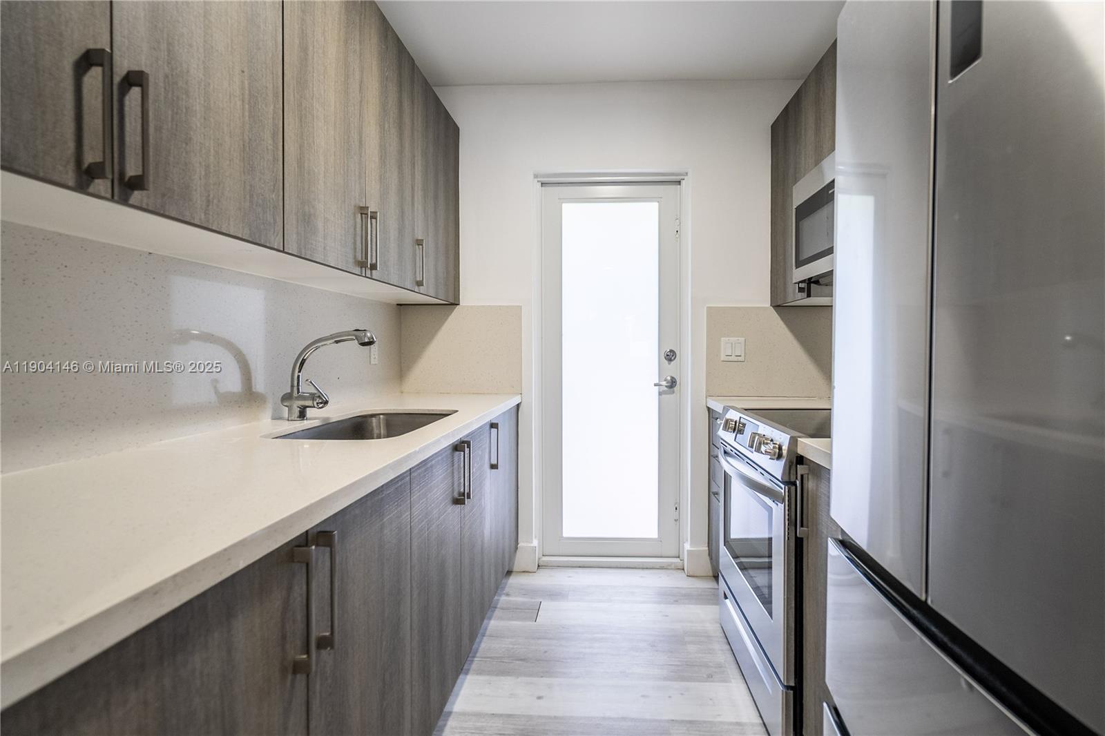 TREASURE IS 1ST ADDN PORT - Residential Lease