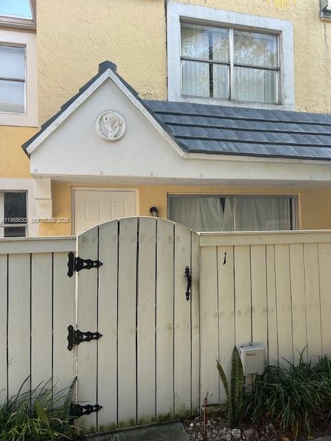 GABLES POINT III CONDO - Residential Lease