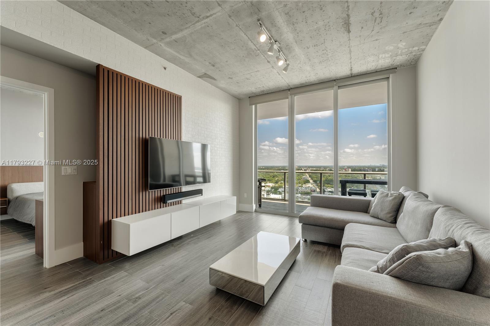 3470 E Coast Ave H2302, Miami, Broward County, Florida - 1 Bedrooms  
2 Bathrooms - 