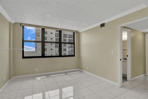 Condominium in Hollywood FL 2301 Ocean Dr Dr 17.jpg