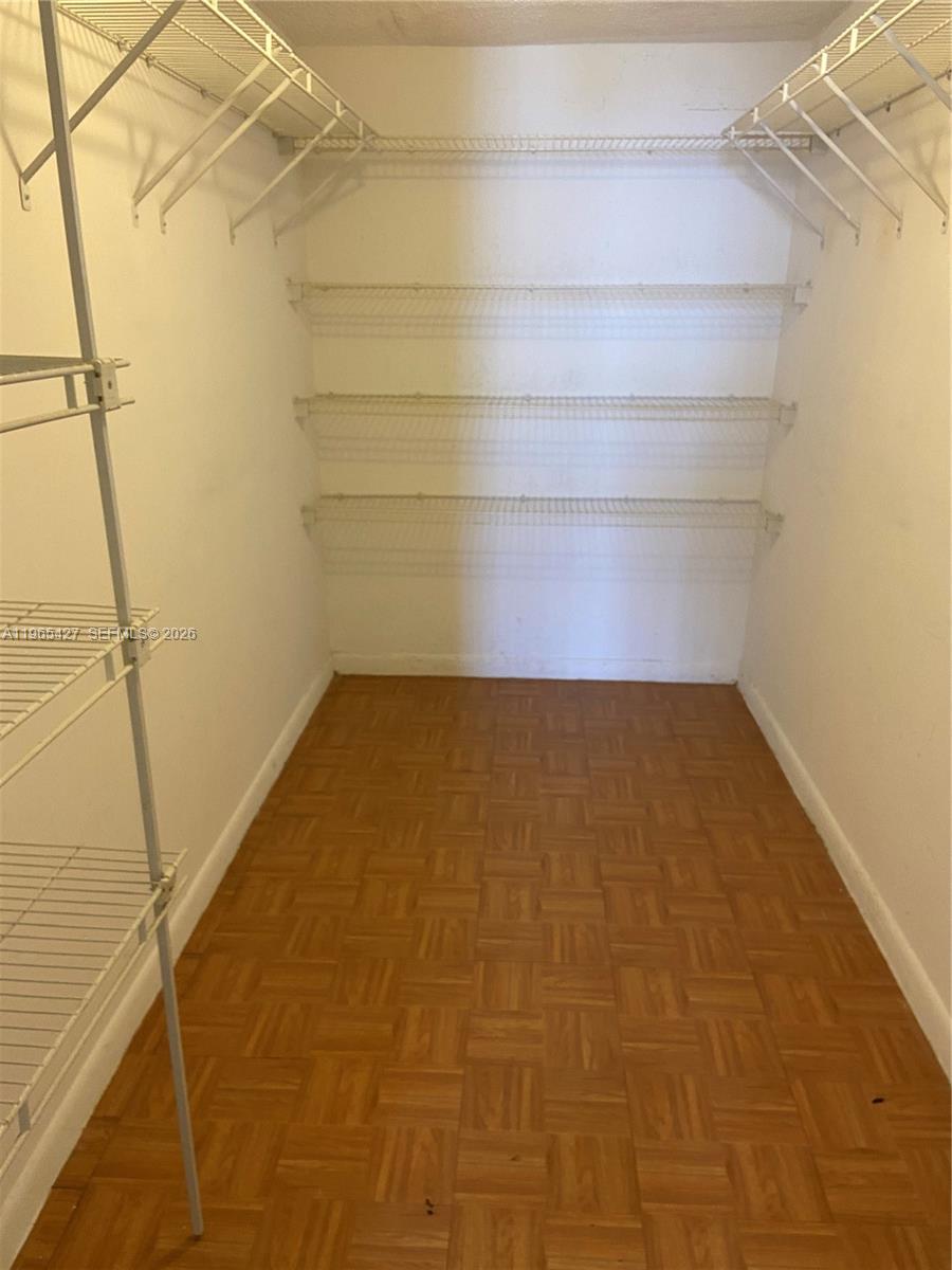 SAILBOAT CAY CONDO - Residential