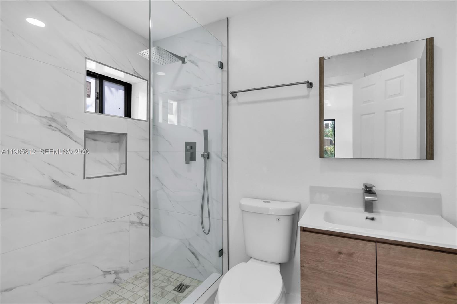 IRONS MANOR HIGH PINE ADD - Residential