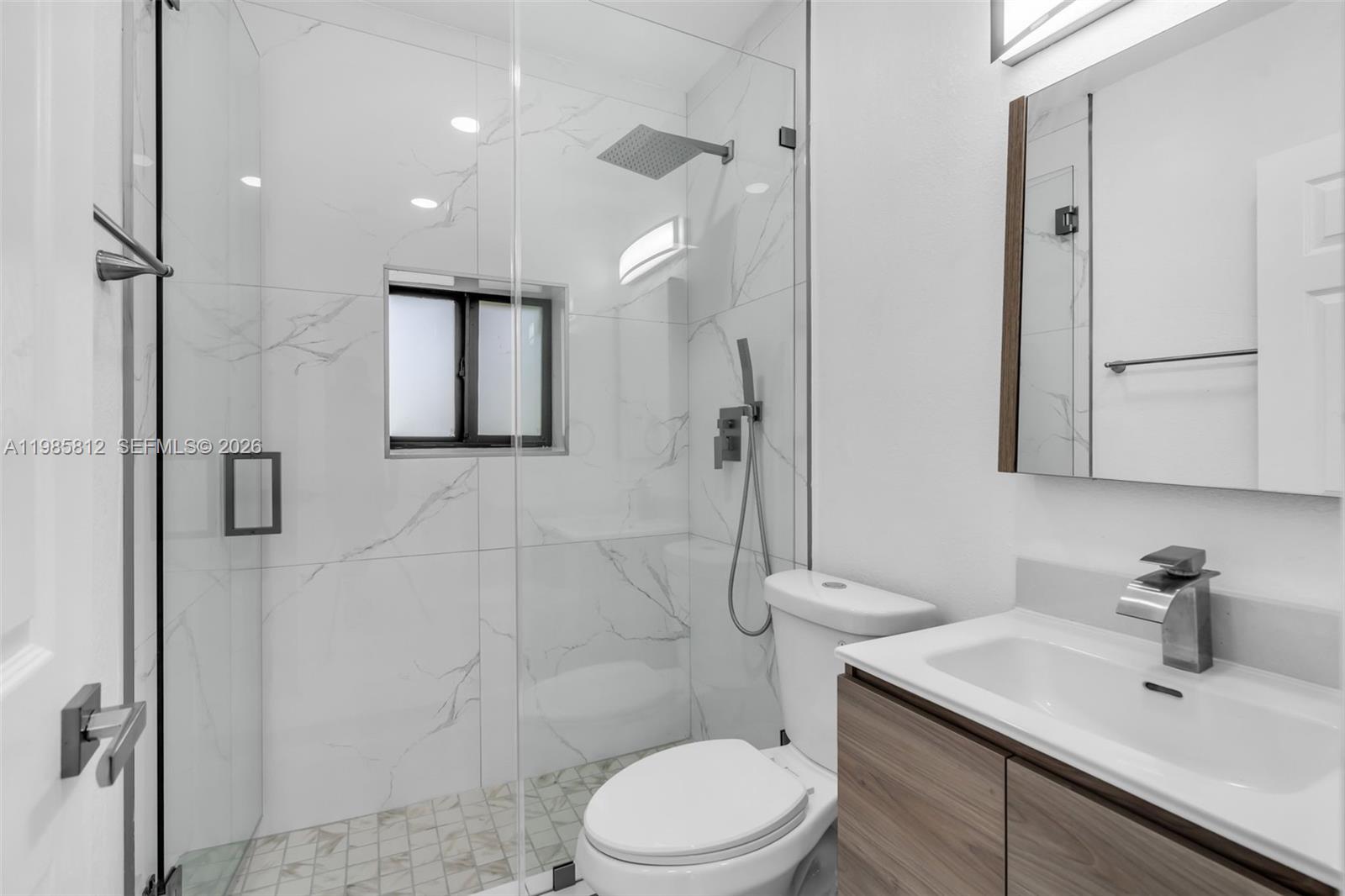 IRONS MANOR HIGH PINE ADD - Residential