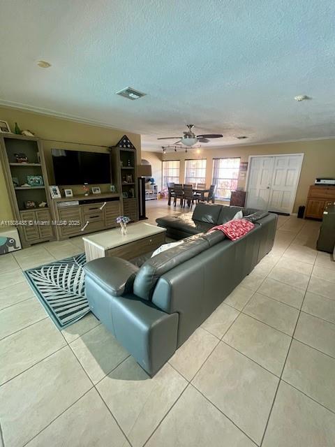 13090 Biscayne Bay Ter