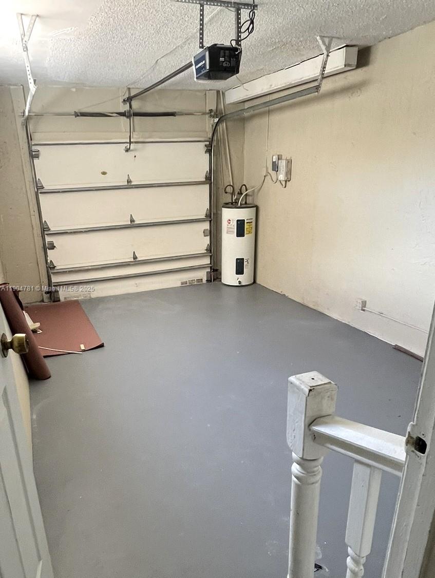 TOWNHOUSES AT JACARANDA C - Residential Lease