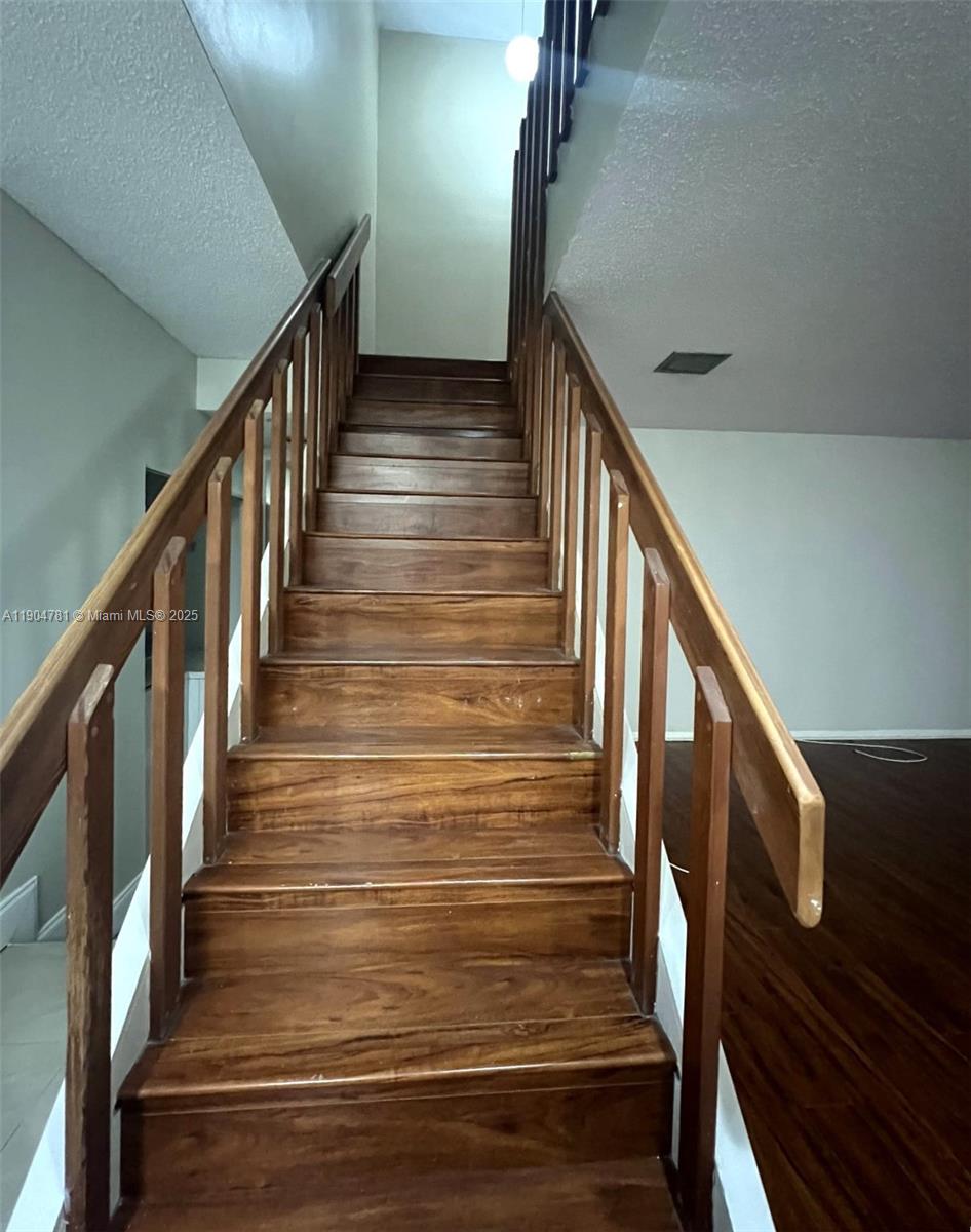 TOWNHOUSES AT JACARANDA C - Residential Lease