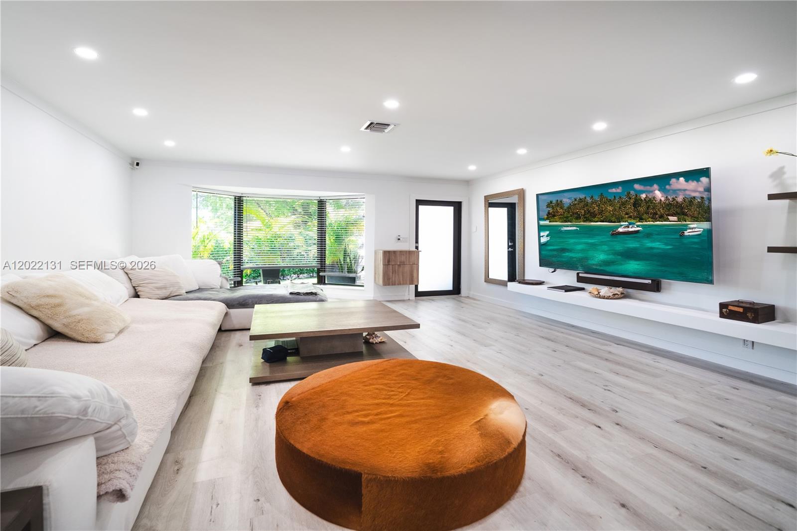 SUNNY ACRES - Residential