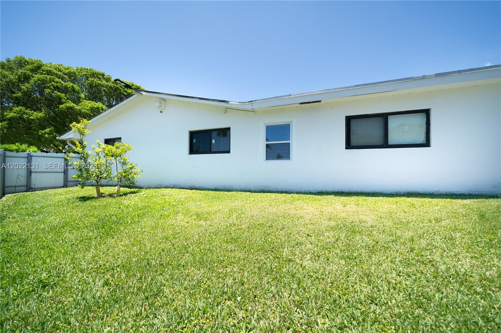 SUNNY ACRES - Residential