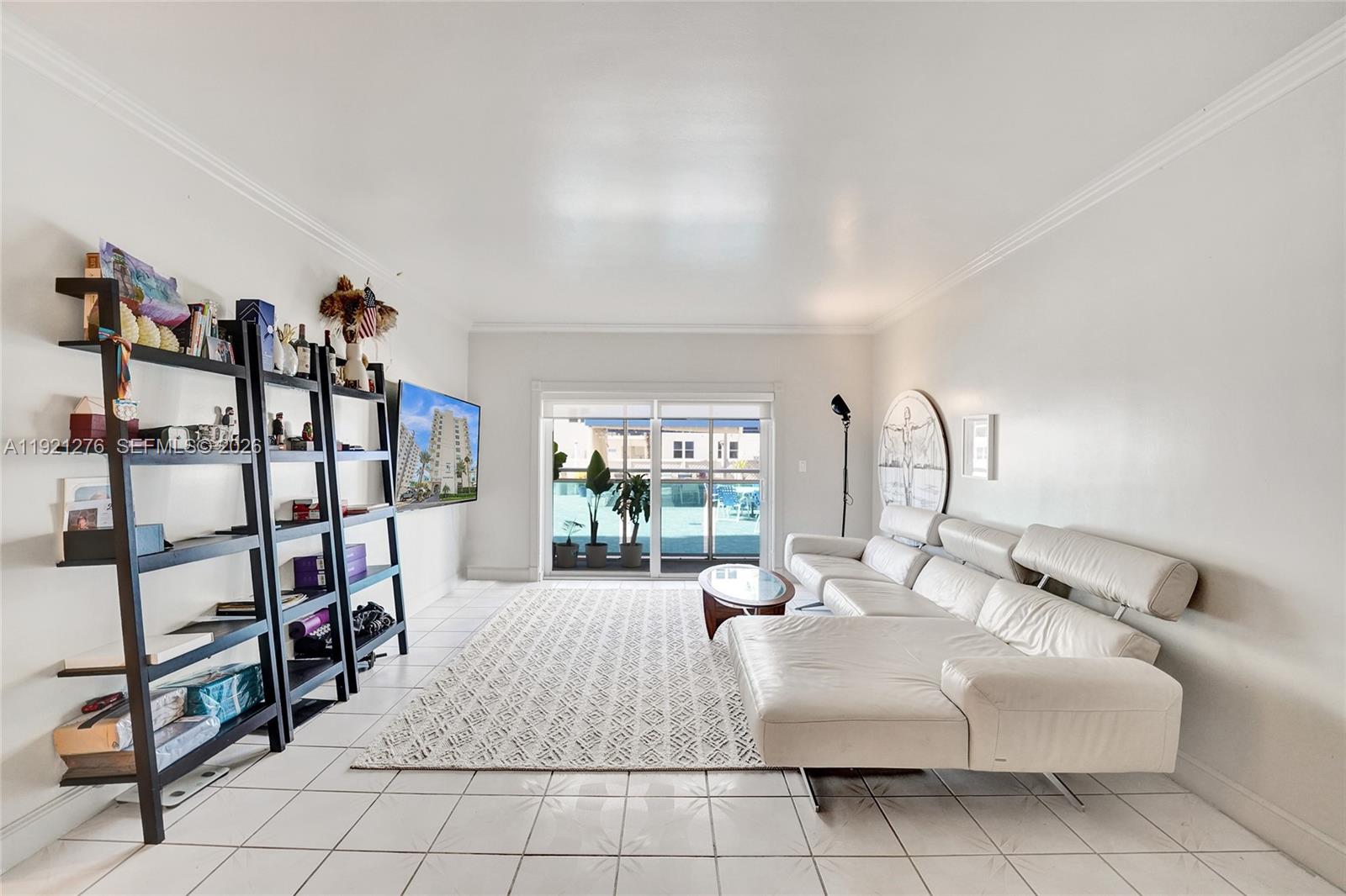 WELLINGTON TOWERS CONDO - Residential