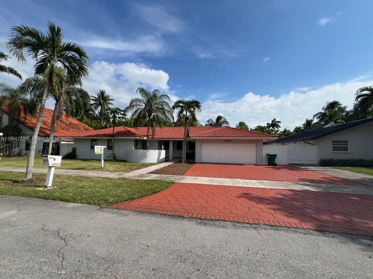 12310 SW 97th St 0