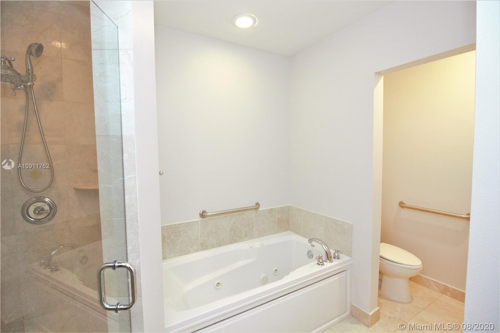 WESTON 55 PLUS CONDO - Residential Lease