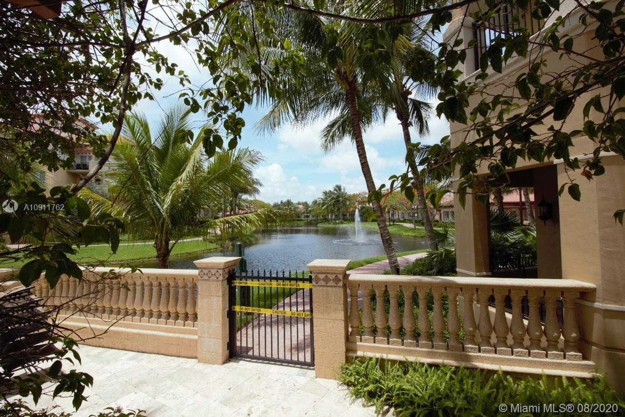 WESTON 55 PLUS CONDO - Residential Lease