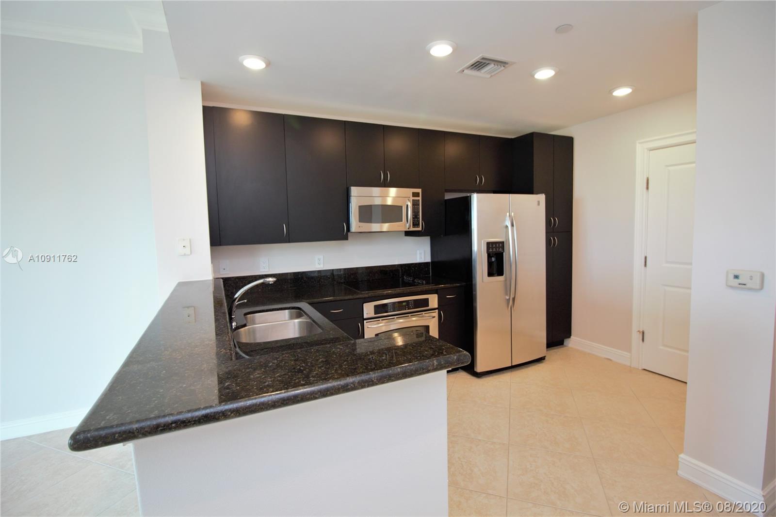 WESTON 55 PLUS CONDO - Residential Lease
