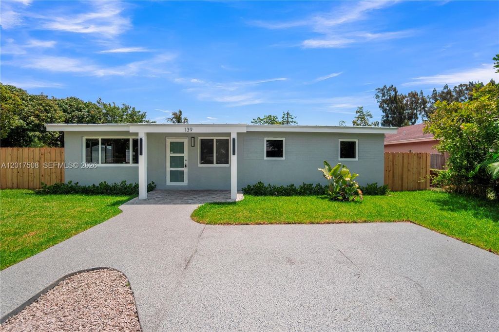Photo of 139 NW 12th Ave, Delray Beach, FL 33444 (MLS # A12017508)