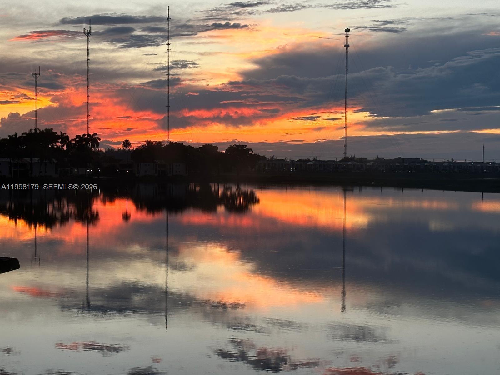 SUMMERTREE VILG CALIF CL - Residential Lease