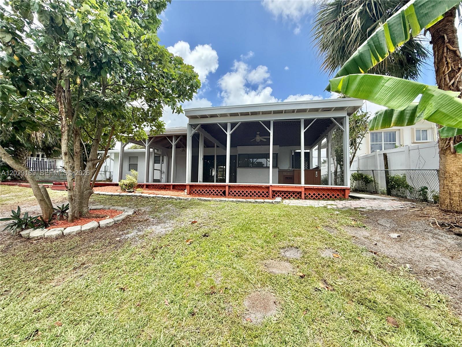 LAUDERDALE ISLES NO 2-RES - Residential
